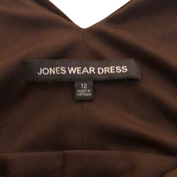 Jones Wear Dress Brown Knit Cocktail Dress Woman Size 12 Below Knee Empire Waist - Picture 3 of 9